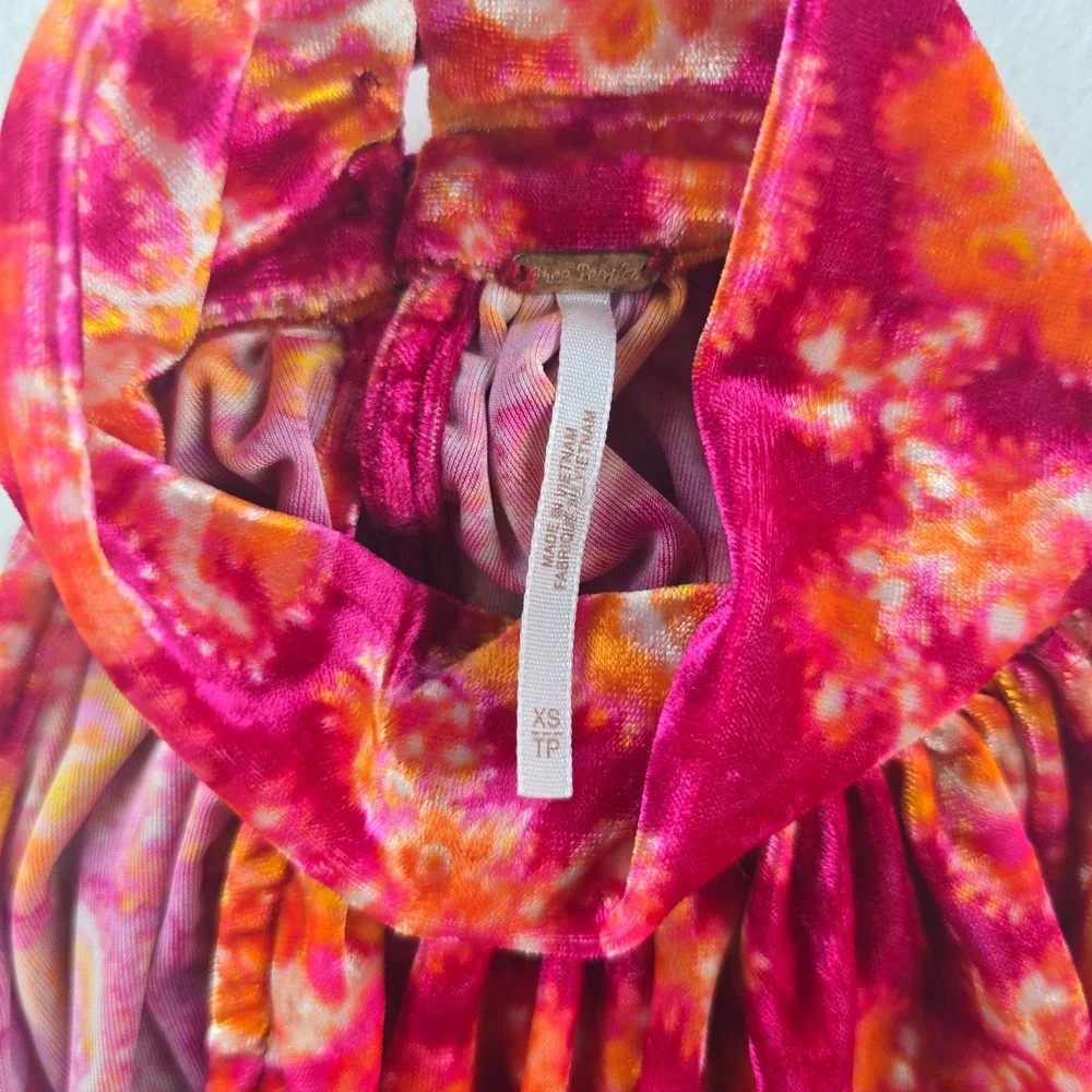 Free People -1853 Take A Break‎ Velvet Floral Orange Halter Top Blouse XS